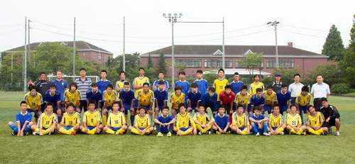 中国姉妹校とのサッカー交流試合の様子