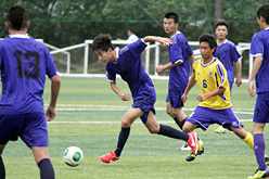 中国姉妹校とのサッカー交流試合の様子