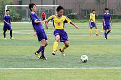 中国姉妹校とのサッカー交流試合の様子