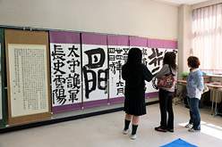 校内展示の様子