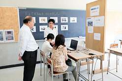 校内展示の様子