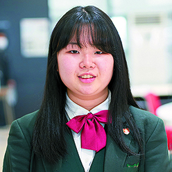 鈴木さん（古川黎明中出身）