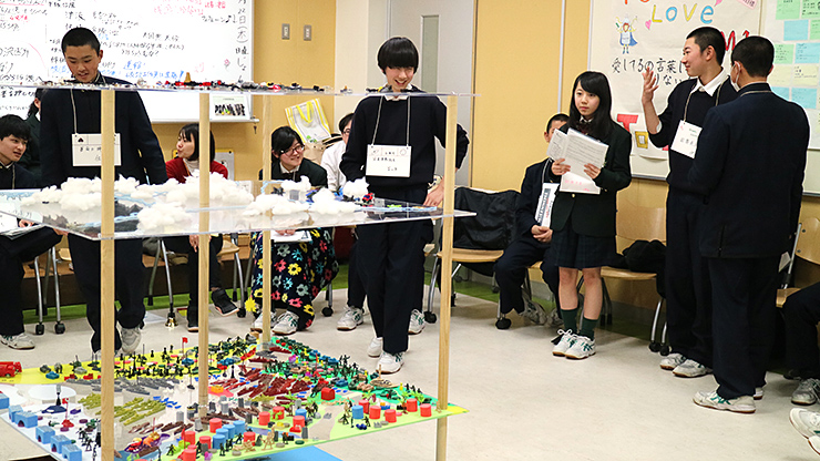 2年生が体験型シミュレーションゲーム ワールドピースゲーム に挑戦 仙台育英学園